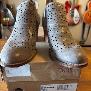 Sofft Women's Gray/Taupe Ankle Boots